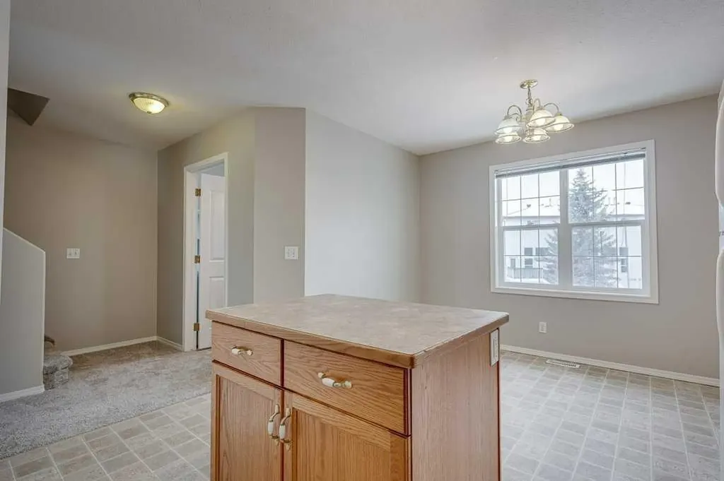 15 Kerry Wood Mews Red Deer AB T4N 7B8