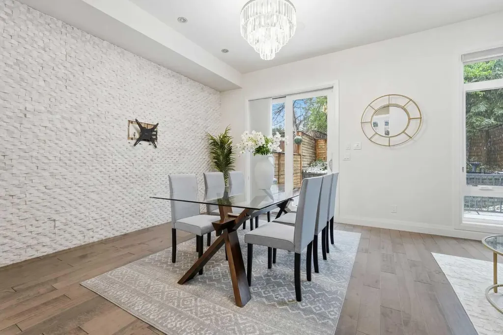 2109 20 Avenue SW Calgary AB T2T 0M3