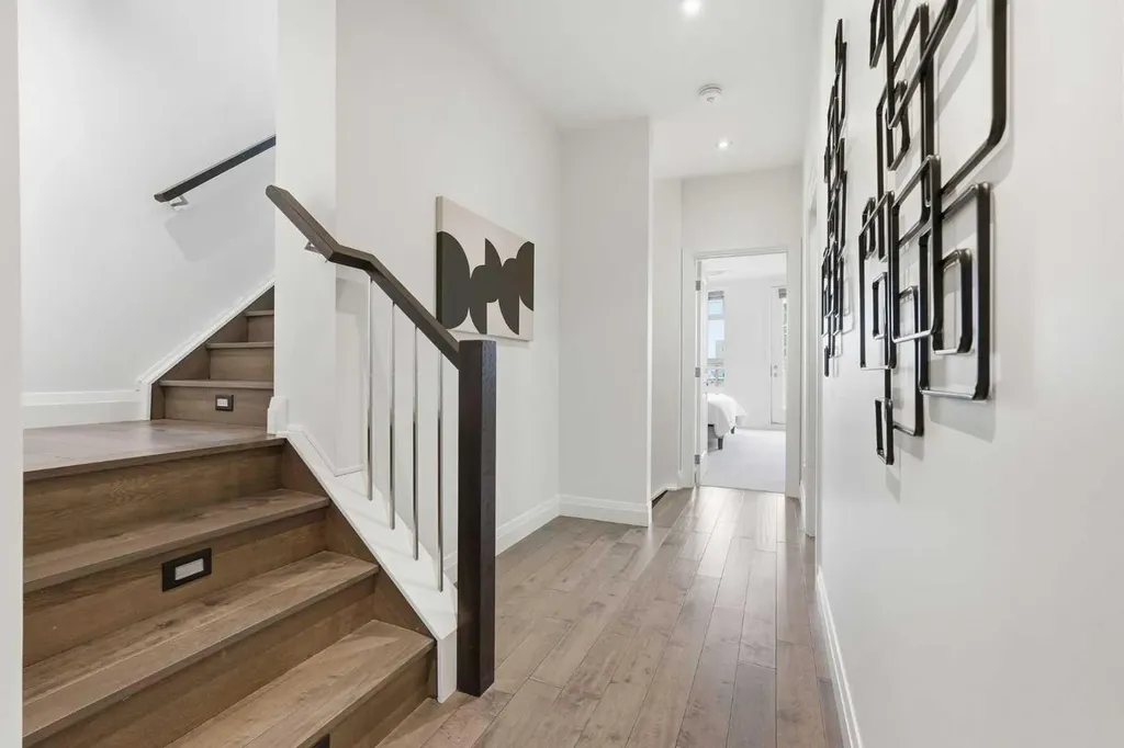 2109 20 Avenue SW Calgary AB T2T 0M3
