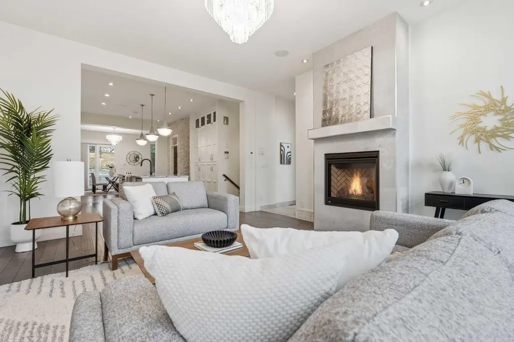 2109 20 Avenue SW Calgary AB T2T 0M3