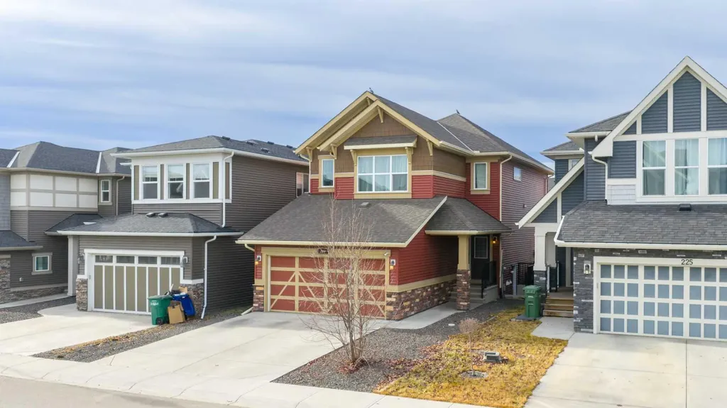 229 Kingsbury Close SE Airdrie AB T4A 0R3