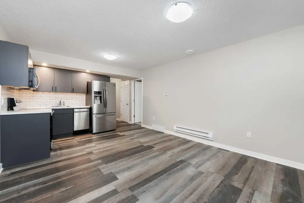 229 Kingsbury Close SE Airdrie AB T4A 0R3