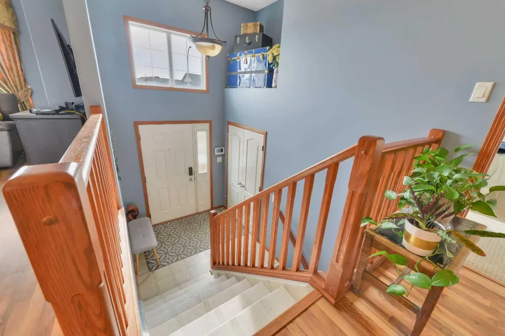 191 Inglewood Drive Red Deer AB T4R 3S3