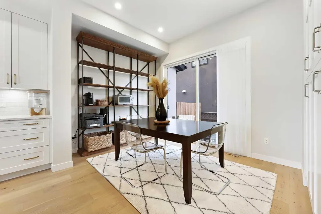 4929 20 Street SW Calgary AB T2T 5A4