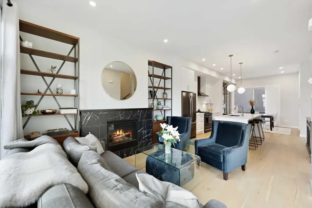 4929 20 Street SW Calgary AB T2T 5A4