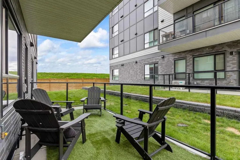 20295 Seton Way SE Calgary AB T3M 2J1