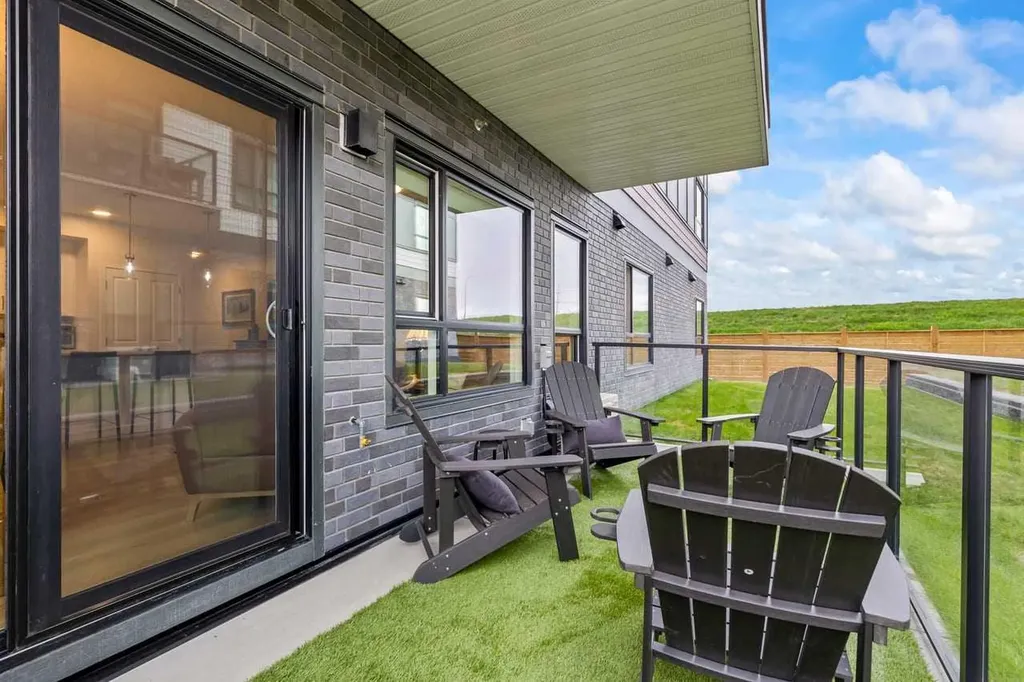 20295 Seton Way SE Calgary AB T3M 2J1