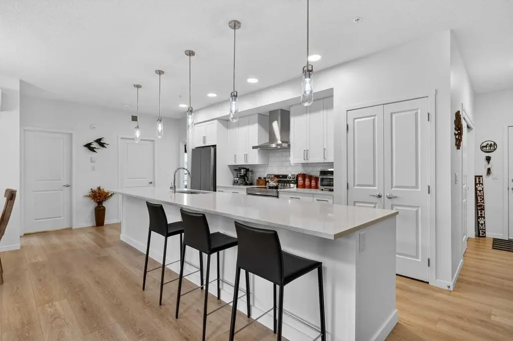 20295 Seton Way SE Calgary AB T3M 2J1