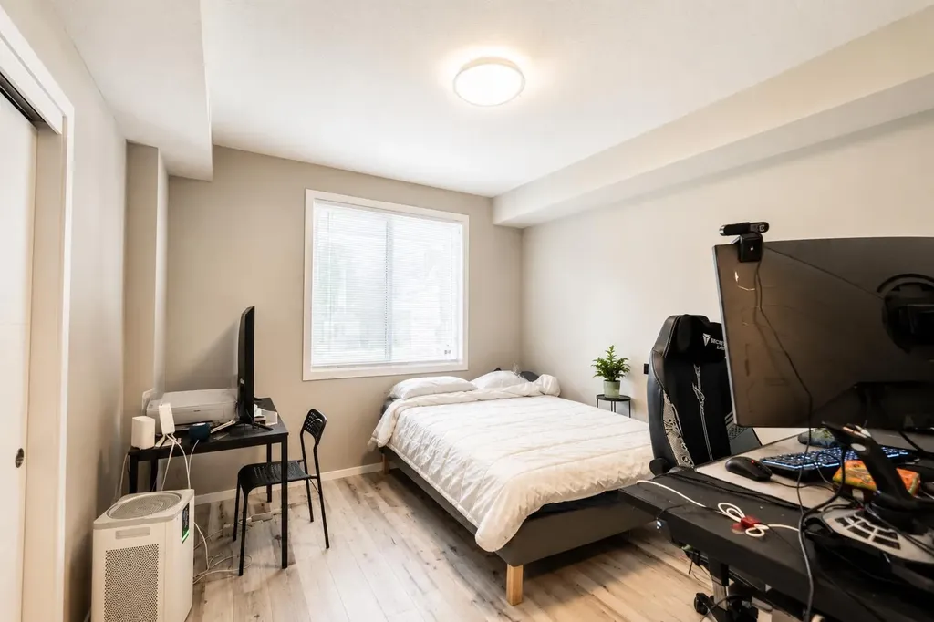 130 Redstone NE Calgary AB T2N 1M6