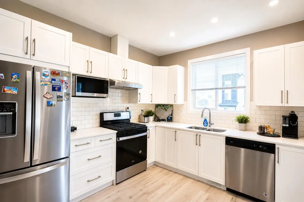 130 Redstone NE Calgary AB T2N 1M6