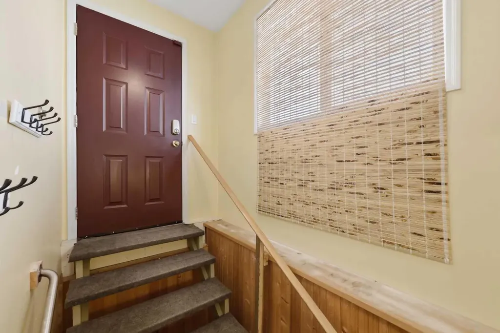 118 Frontenac Avenue NW Diamond Valley AB T0L 2A0