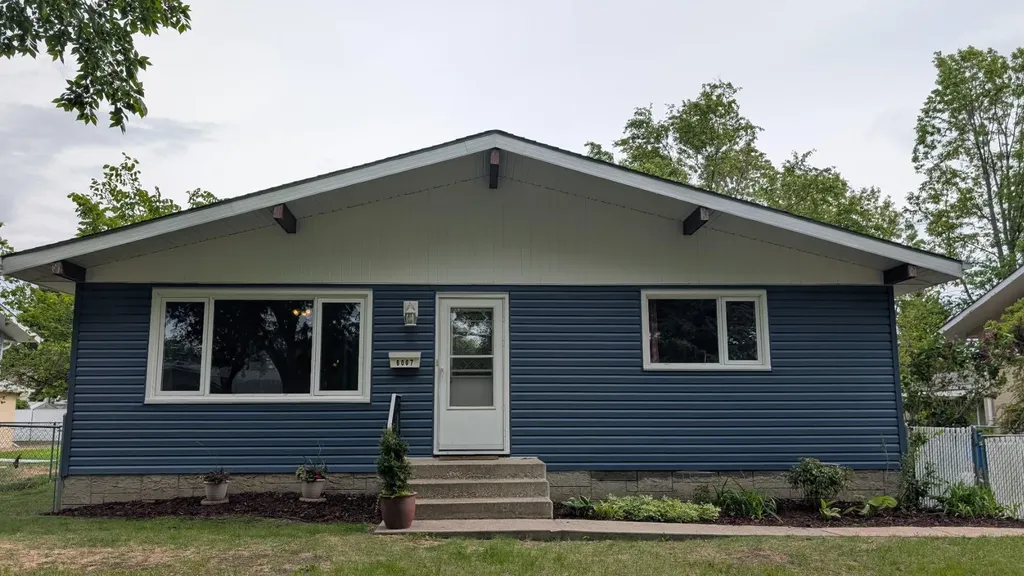 6007 43 Avenue Camrose AB T4V 0A5