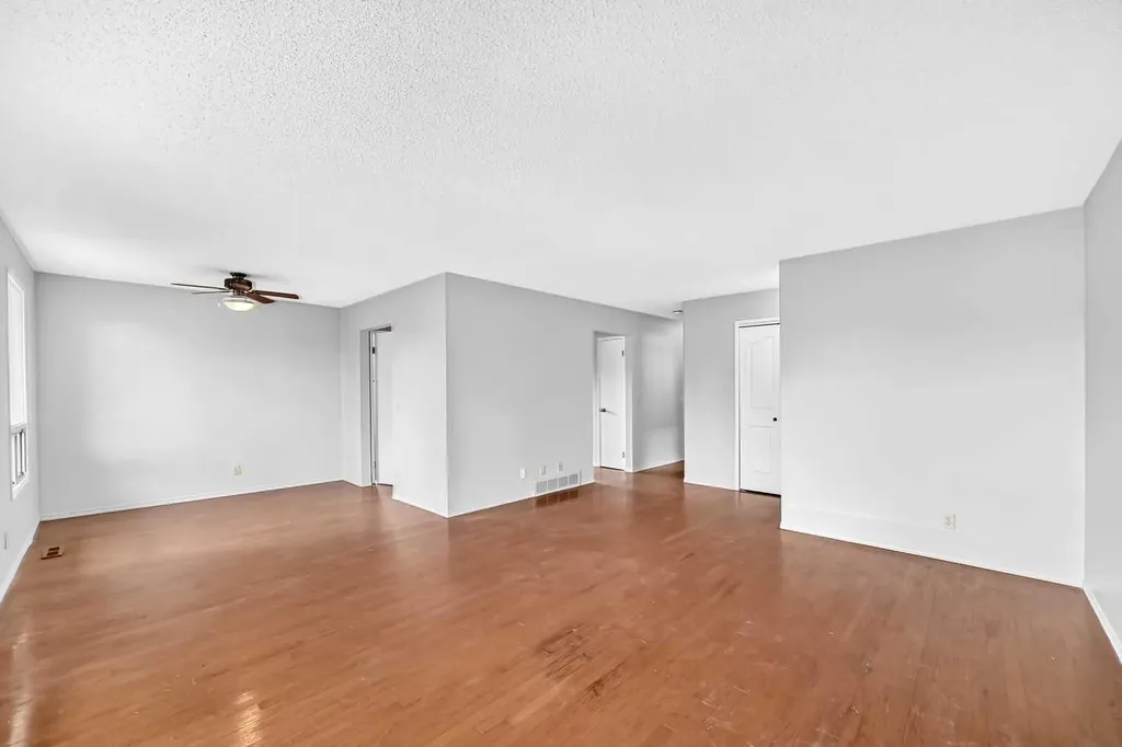 119 Ranchlands Crescent NW Calgary AB T3G 1N6