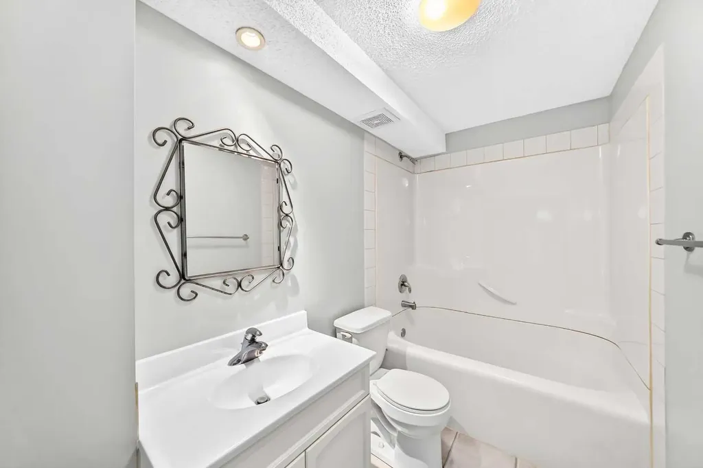 119 Ranchlands Crescent NW Calgary AB T3G 1N6