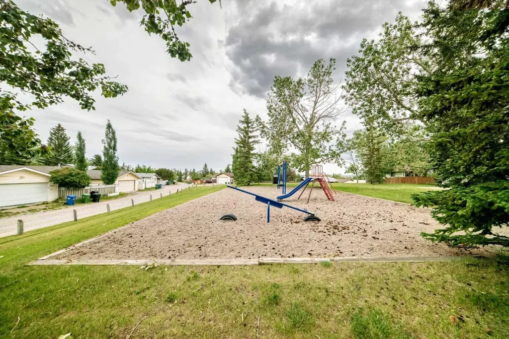 119 Ranchlands Crescent NW Calgary AB T3G 1N6