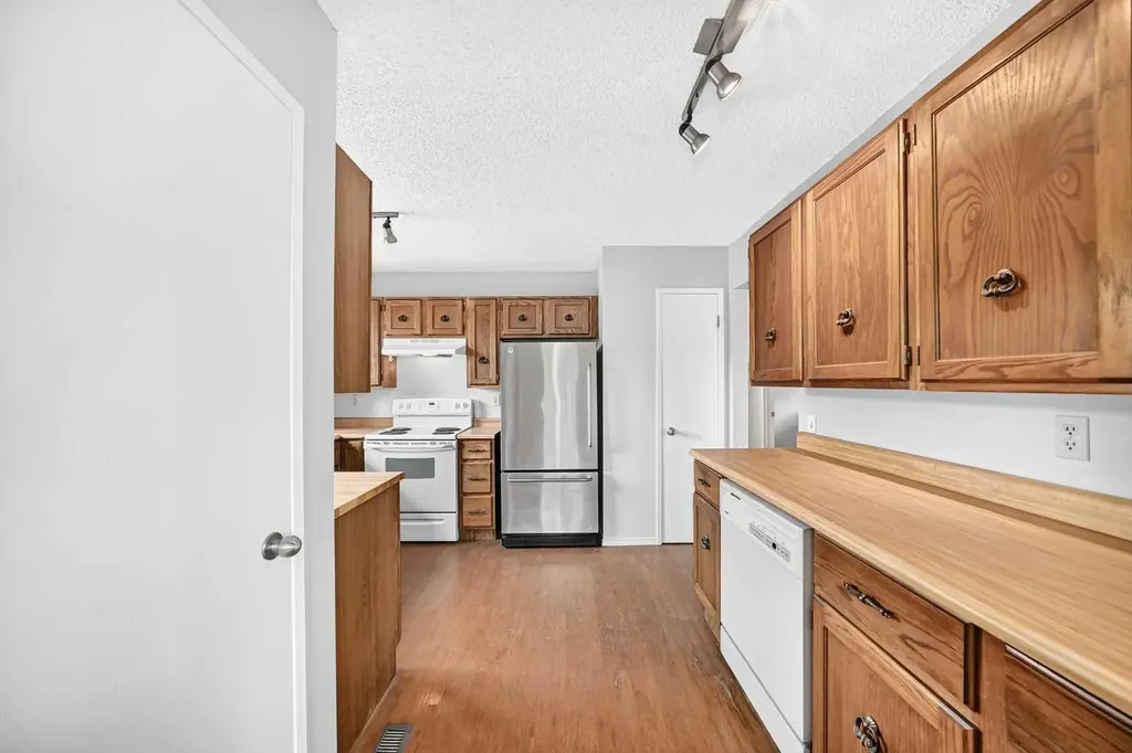 119 Ranchlands Crescent NW Calgary AB T3G 1N6