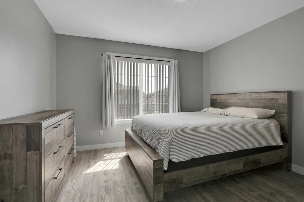 31 Jamieson Avenue Red Deer AB T4P 0H7