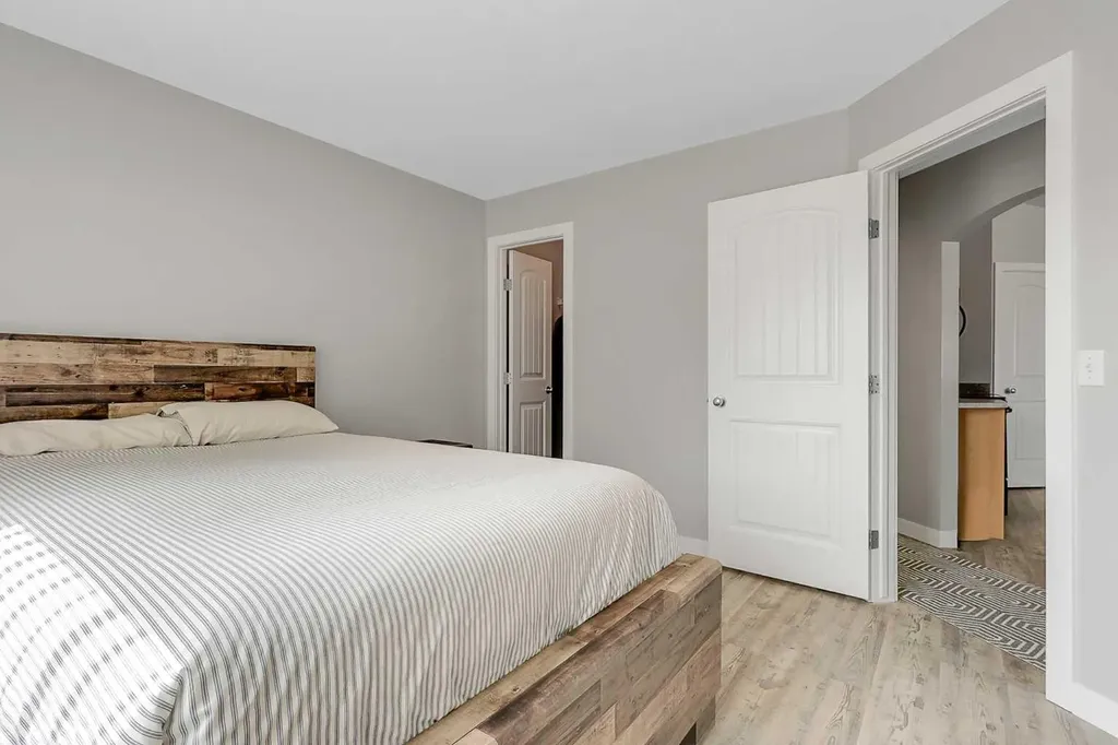 31 Jamieson Avenue Red Deer AB T4P 0H7