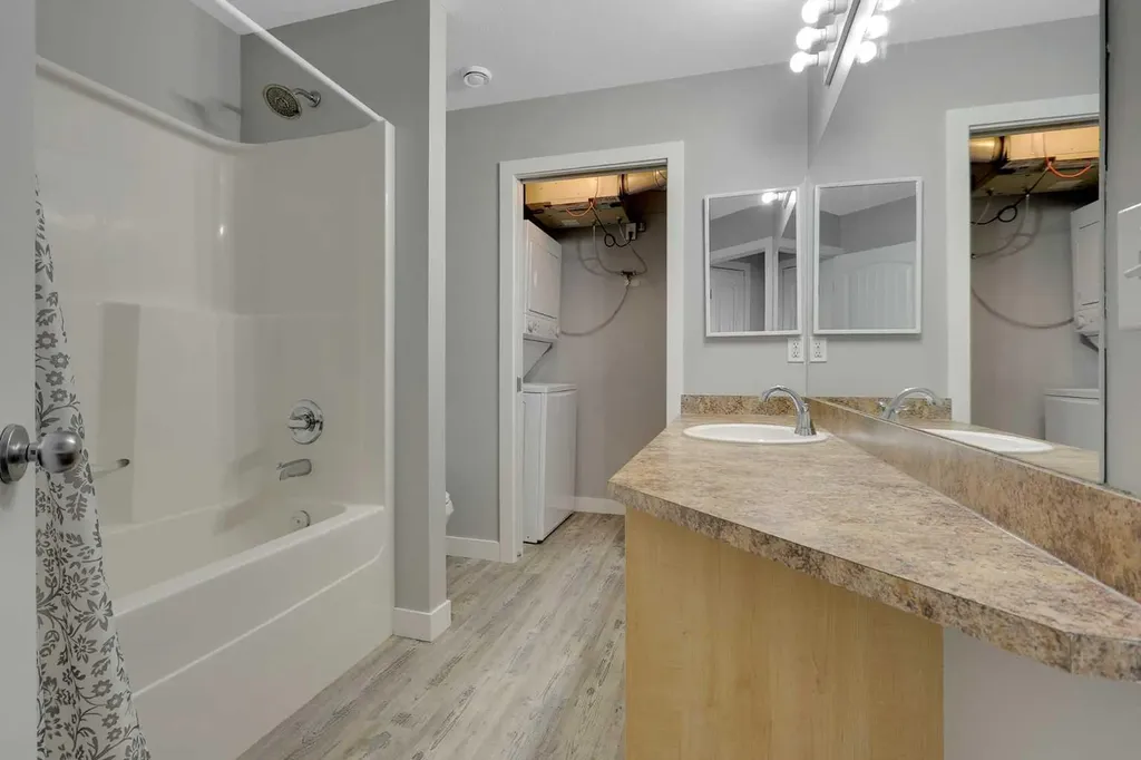 31 Jamieson Avenue Red Deer AB T4P 0H7