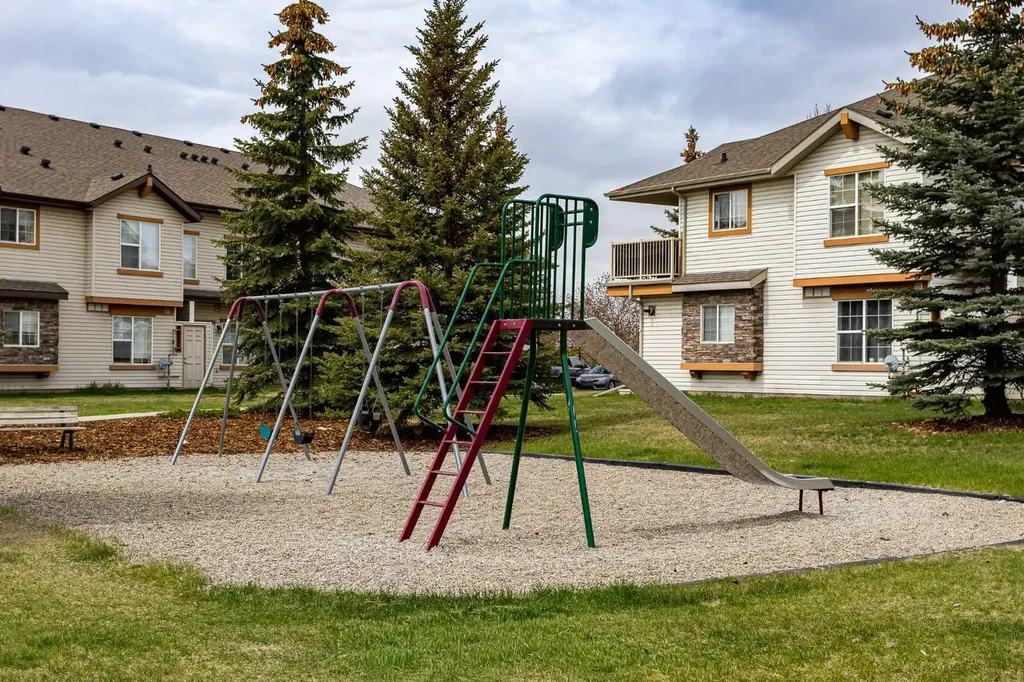 31 Jamieson Avenue Red Deer AB T4P 0H7