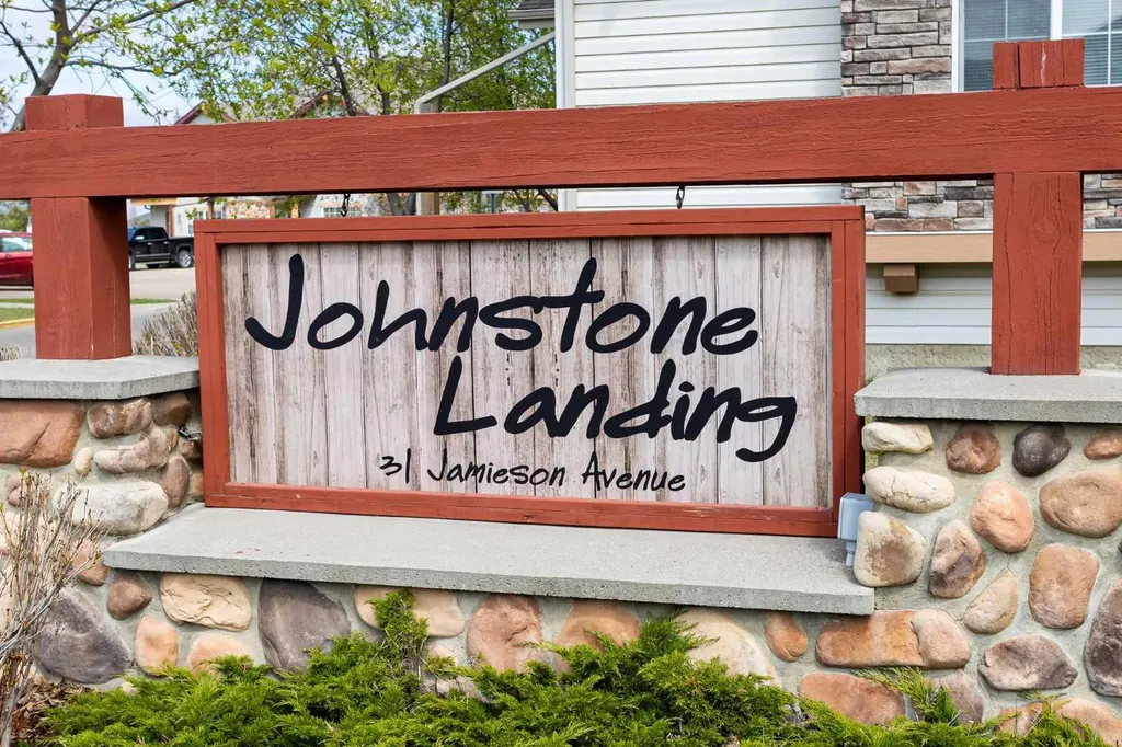 31 Jamieson Avenue Red Deer AB T4P 0H7