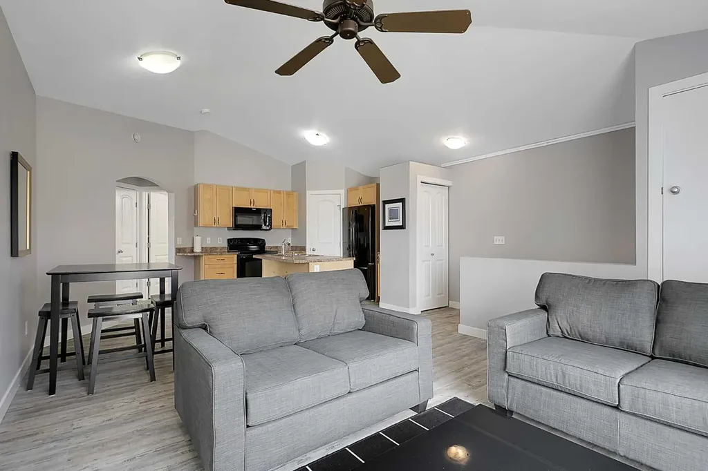 31 Jamieson Avenue Red Deer AB T4P 0H7