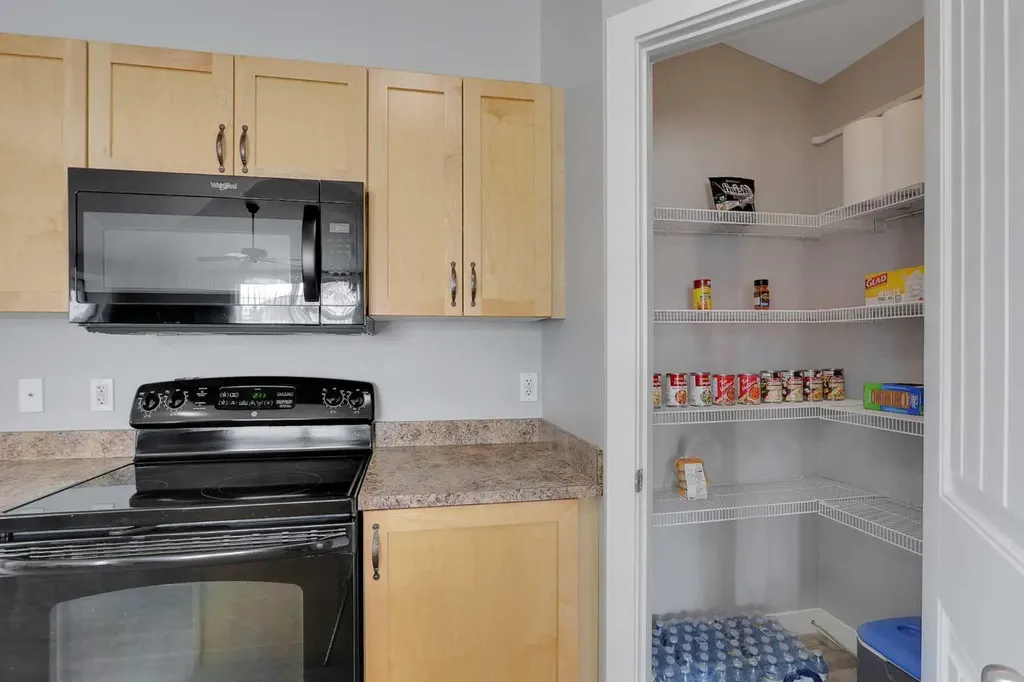 31 Jamieson Avenue Red Deer AB T4P 0H7