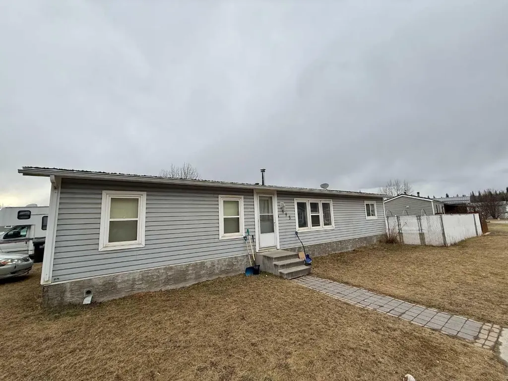 195 Skogg Avenue Hinton AB T7V1A6