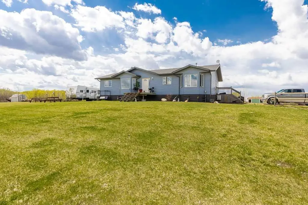 480054 Range Road 30 Range Paradise Valley AB T0B3R0