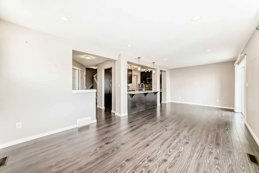 2400 Ravenswood View SE Airdrie AB T4A 0V7