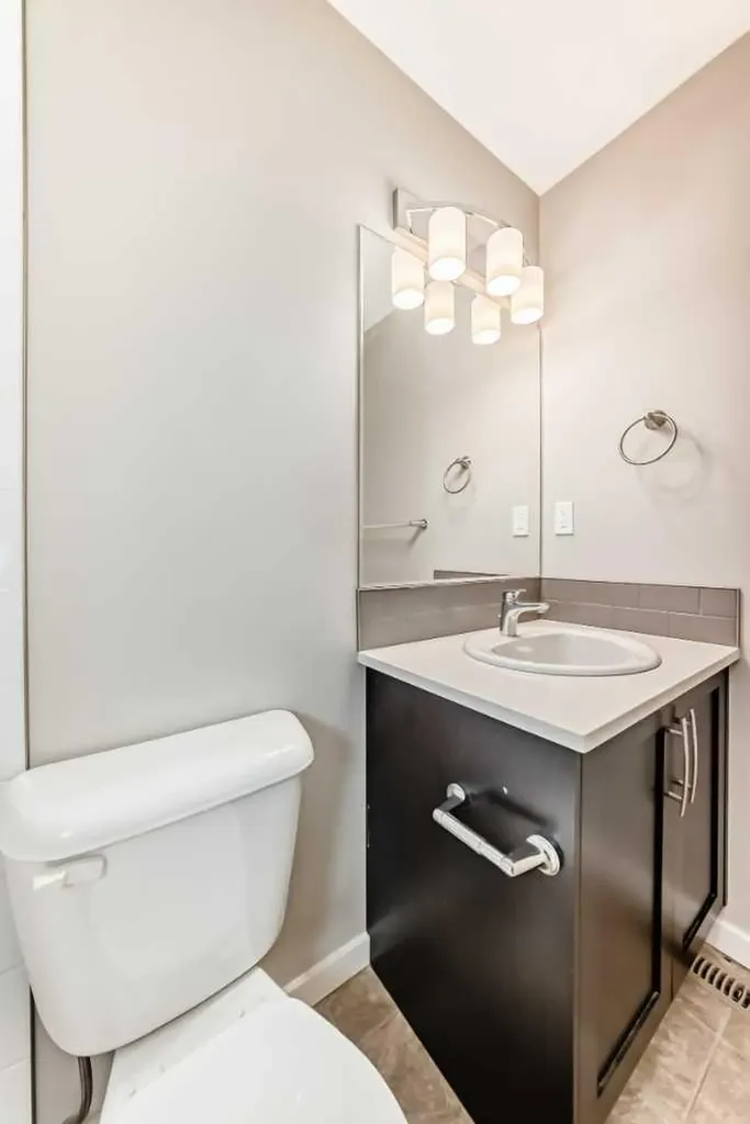 2400 Ravenswood View SE Airdrie AB T4A 0V7
