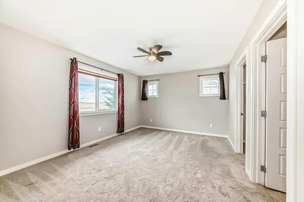 2400 Ravenswood View SE Airdrie AB T4A 0V7