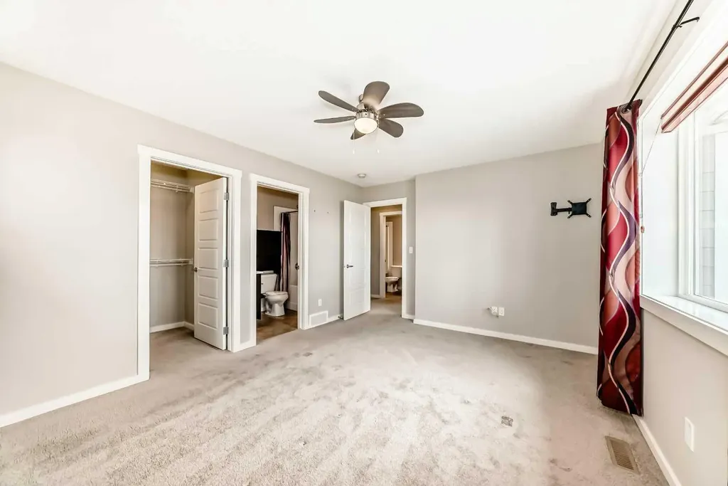 2400 Ravenswood View SE Airdrie AB T4A 0V7