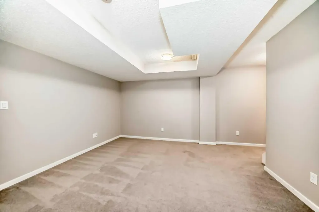 2400 Ravenswood View SE Airdrie AB T4A 0V7