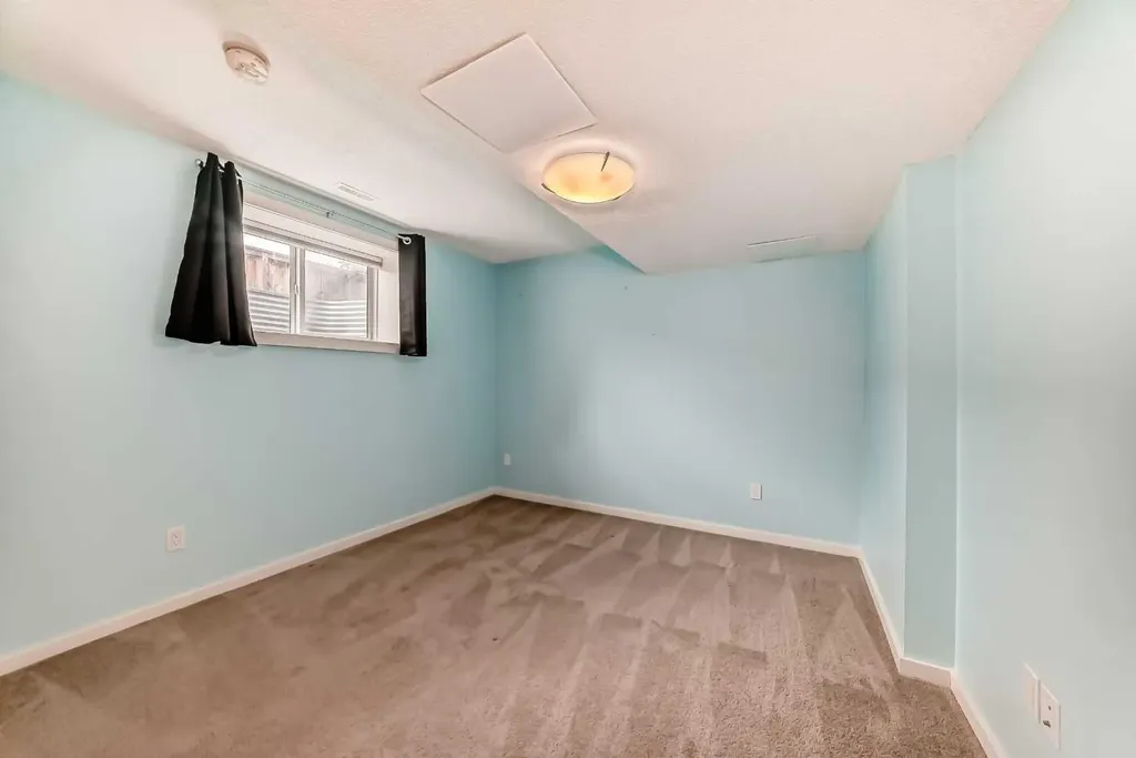 2400 Ravenswood View SE Airdrie AB T4A 0V7