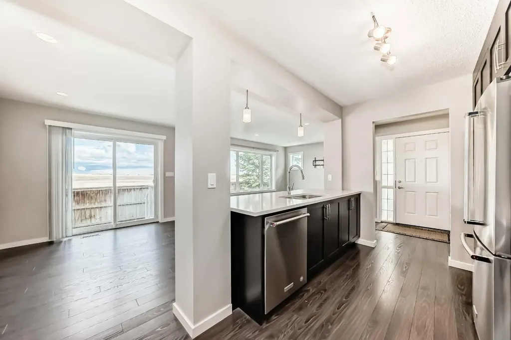 2400 Ravenswood View SE Airdrie AB T4A 0V7