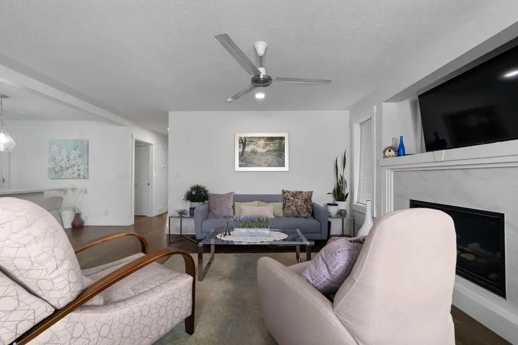 3932 56a Street Close Camrose AB T4V 4L1