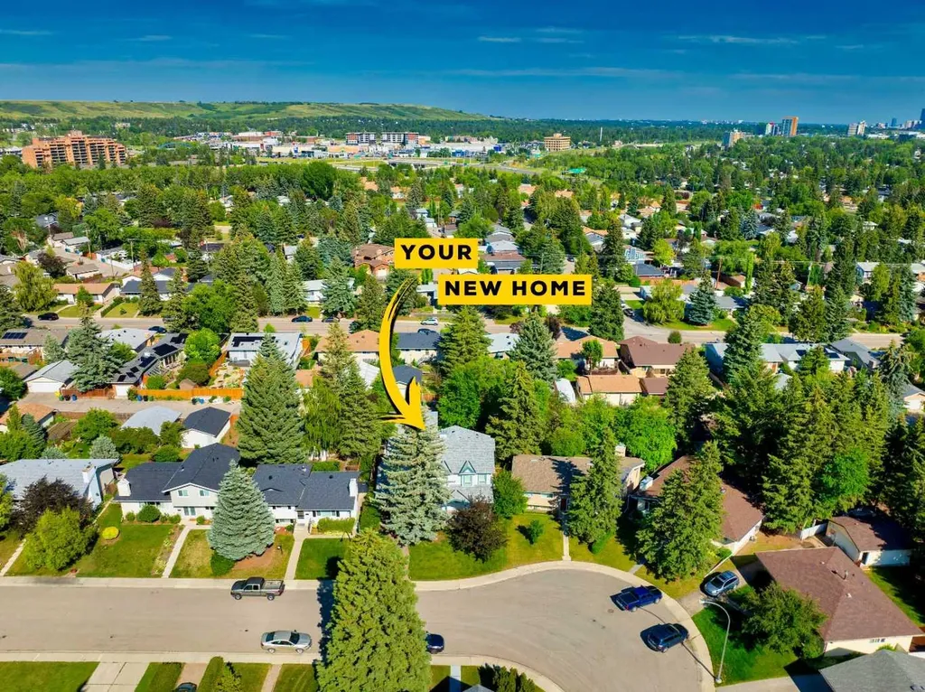 5028 Vanstone Crescent NW Calgary AB T3A 0V9