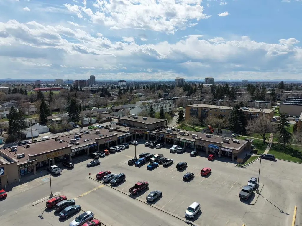 347 Heritage Drive SE Calgary AB T2H 1M8