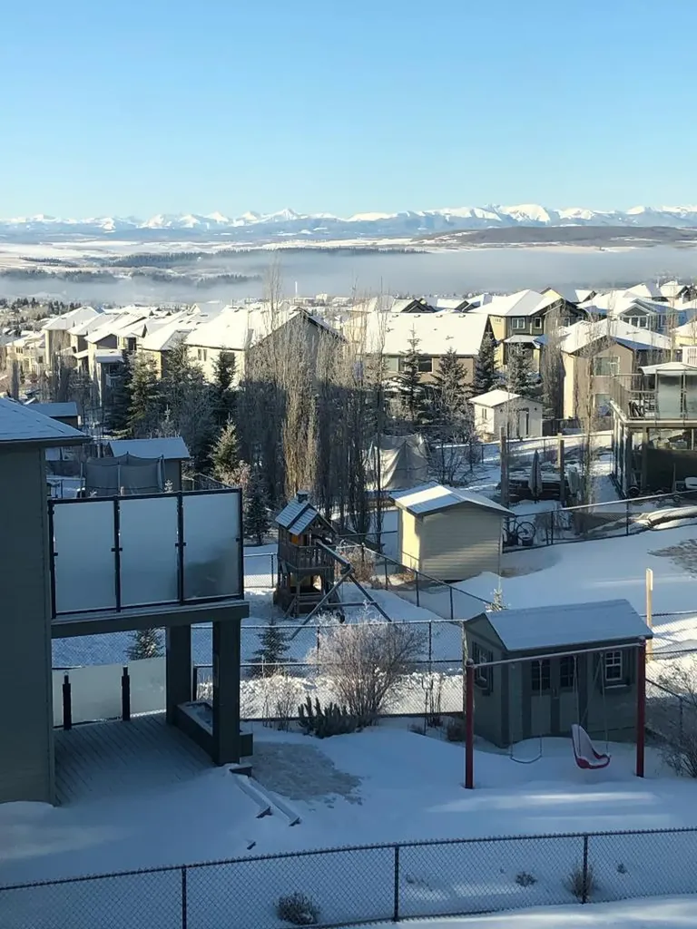 35 Sunset View Cochrane AB T4C0G3