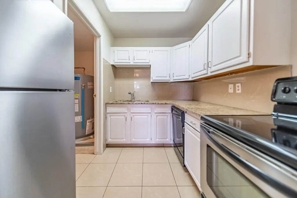 13104 Elbow Drive SW Calgary AB T2W 2S6