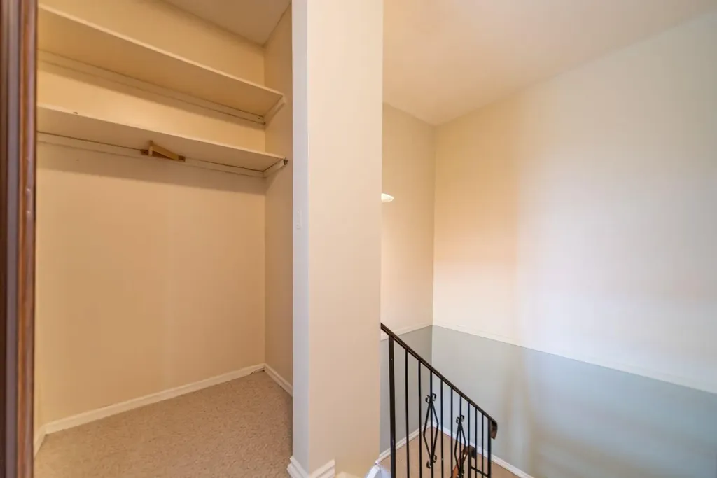 13104 Elbow Drive SW Calgary AB T2W 2S6