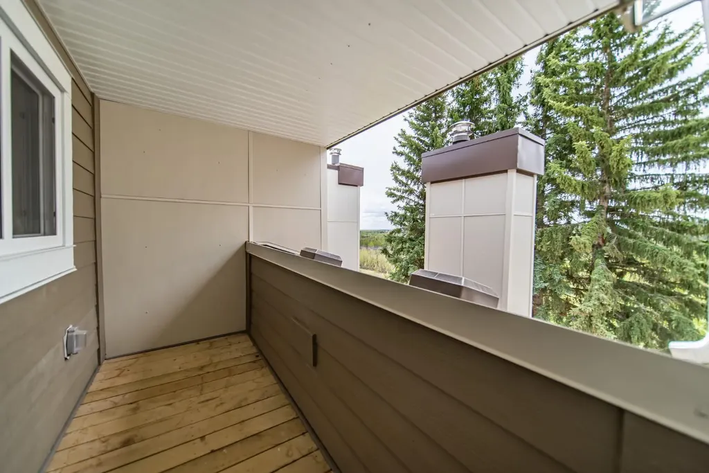 13104 Elbow Drive SW Calgary AB T2W 2S6