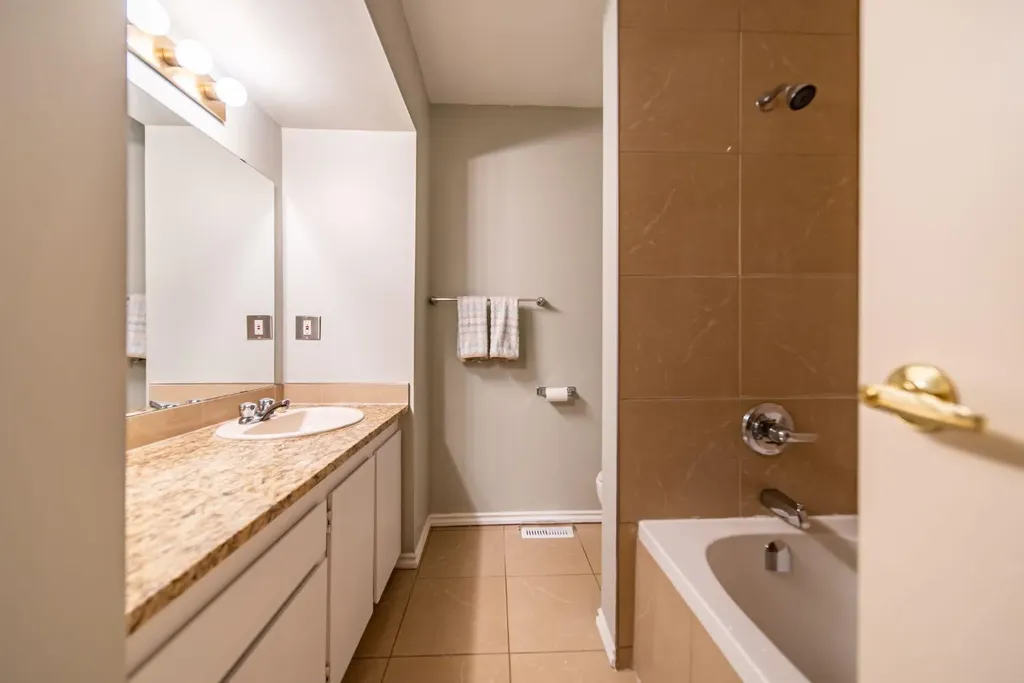 13104 Elbow Drive SW Calgary AB T2W 2S6