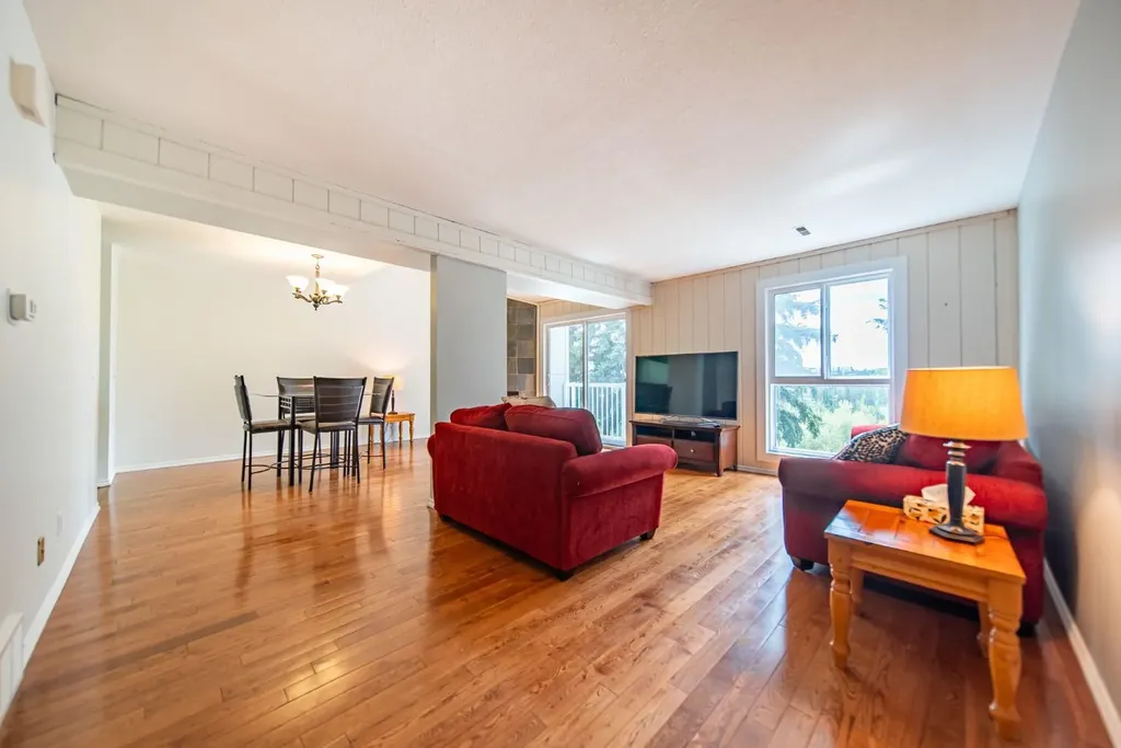 13104 Elbow Drive SW Calgary AB T2W 2S6