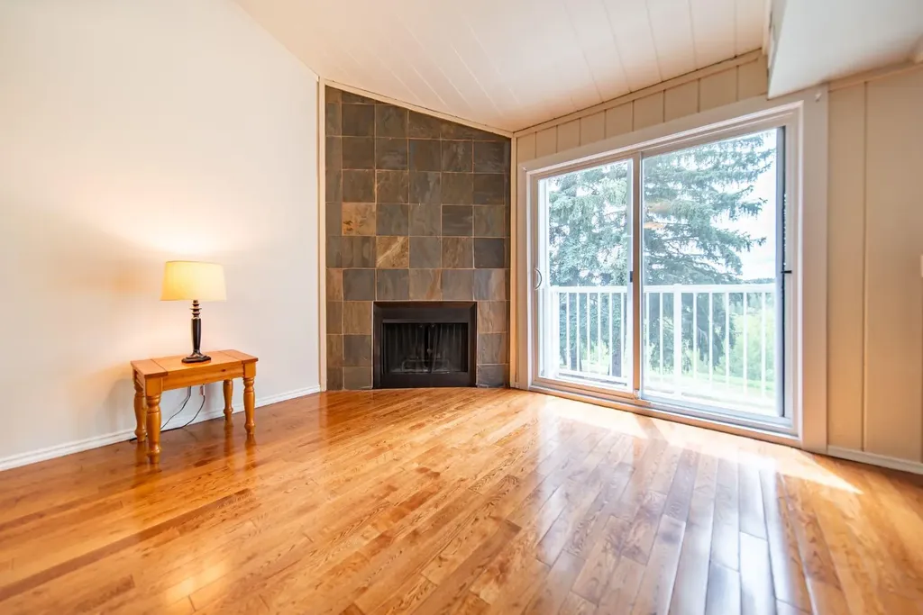 13104 Elbow Drive SW Calgary AB T2W 2S6