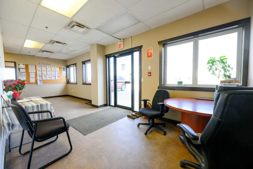 10709 79 Avenue Clairmont AB T8X5G9