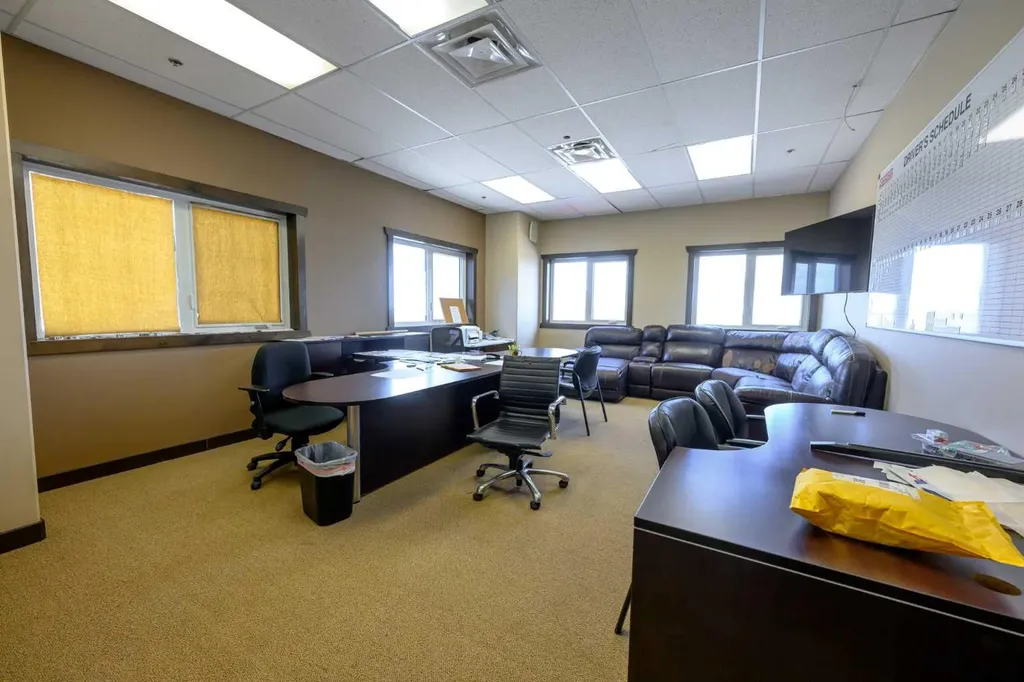 10709 79 Avenue Clairmont AB T8X5G9