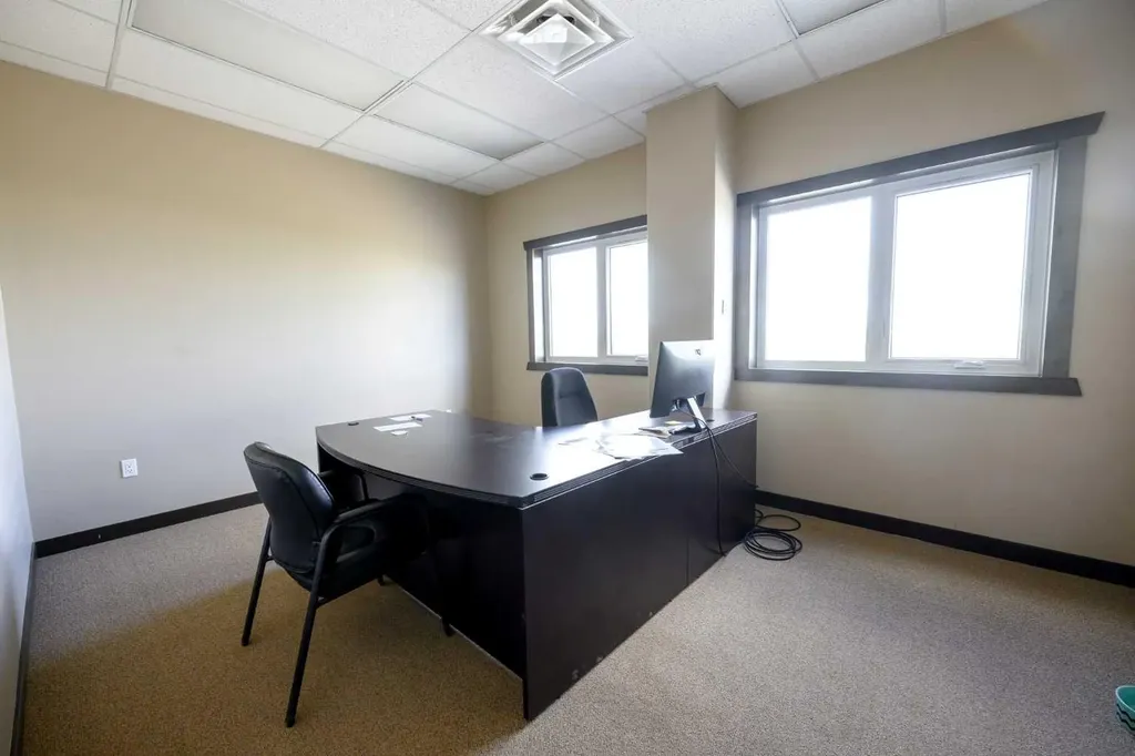 10709 79 Avenue Clairmont AB T8X5G9