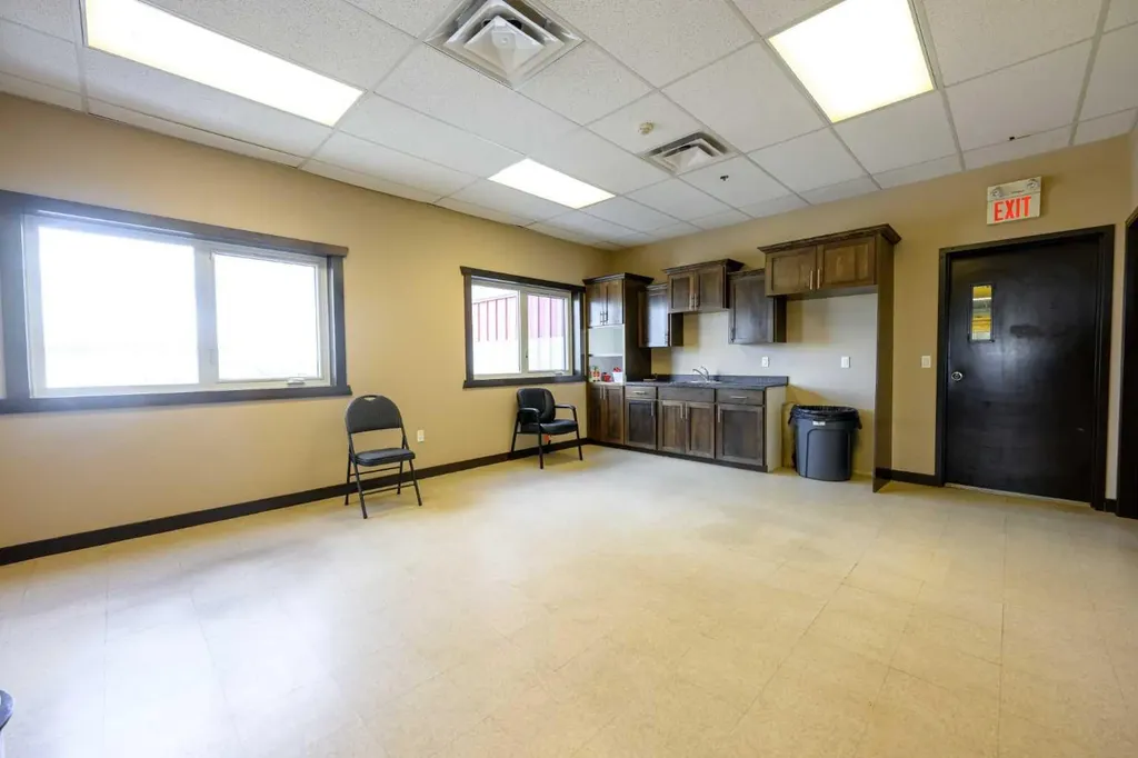 10709 79 Avenue Clairmont AB T8X5G9